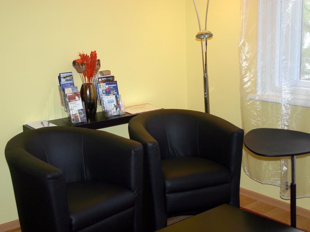 בודפשט Arriva Balcony Studio חדר תמונה